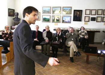 05.02.2017 Kielce. Wykład o Gustawie Herlingu-Grudzińskim w Muzeum Lat Szkolnych Stefana Żeromskiego. Niedziela w muzeum. / Jarosław Kubalski / Radio Kielce