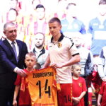 09.02.2017 Kielce. Prezentacja pierwszej drużyny Korony Kielce. / Jarosław Kubalski / Radio Kielce