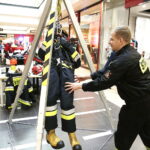 11.02.2017 Kielce. Europejski Dzień Numeru Alarmowego 112 w Galerii Echo. / Jarosław Kubalski / Radio Kielce