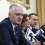 17.02.2017 Kielce. Minister Nauki i Szkolnictwa Wyższego Jarosław Gowin podpisał umowę z UJK na dofinansowanie budowy Centrum Komunikacji Medialnej. / Jarosław Kubalski / Radio Kielce