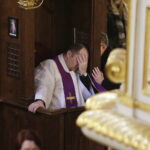 19.02.2017 Kielce. Katedra. 30. rocznicę otrzymania święceń biskupich obchodzi biskup Piotr Skucha. / Jarosław Kubalski / Radio Kielce