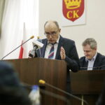 23.02.2017 Kielce. Nadzwyczajna sesja Rady Miasta. Zastępca prezydenta miasta Andrzej Sygut. / Jarosław Kubalski / Radio Kielce