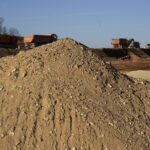 27.02.2017 Odcinek S7 na wysokości Chęcin w budowie. / Jarosław Kubalski / Radio Kielce