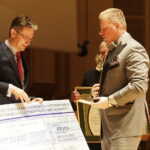 28.02.2017 Kielce. Świętokrzyskie Victorie - nagrody Samorządu Województwa. Prezes Vive Bertus Servaas. / Jarosław Kubalski / Radio Kielce