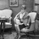 Krystyna Sienkiewicz w spektaklu Teatru Telewizji „Telepatia” / TVP