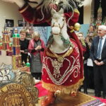 05.02.2017 Szaniec. Krakowskie szopki ze zbiorów Muzeum Historycznego Miasta Krakowa  w Wiejskim Domu Kultury. / Kamil Włosowicz / Radio Kielce