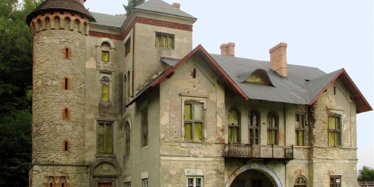 pałac w Wiązownicy Kolonii / wikimedia