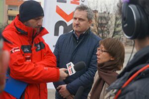 Program Radia Kielce i TVP3 Kielce „Interwencja”: mieszkańcy kieleckiego osiedla Na Stoku domagają się przebudowy ulicy Orląt Lwowskich i jej skrzyżowania z ulicą Piłsudskiego / Grzegorz Jamka / Radio Kielce