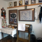 Wystawa „Ach, co to był za ślub” w galerii „Stary Kufer” w Solcu-Zdroju / Kamil Włosowicz / Radio Kielce