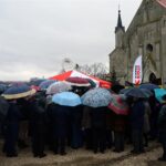 Interwencja. Mieszkańcy Piasku Wielkiego w gminie Nowy Korczyn protestują przeciwko budowie biogazowni / Krzysztof Bujnowicz / Radio Kielce