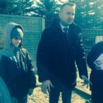 17.03.2017 Sandomierz. Poseł PiS Michał Cieślak oraz uczniowie z Zespołu Szkół w Sadowiu przekazali dary dla schroniska dla bezdomnych psów w Sandomierzu / Grażyna Szlęzak - Wójcik / Radio Kielce