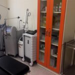 16.03.2017 Kielce. W Świętokrzyskim Centrum Pediatrii uruchomiono salę, w której wykonywane będą zabiegi usuwania zmian naczyniowych na skórze, przy użyciu laserów / Iwona Murawska / Radio Kielce