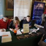 Targi pracy w Wojewódzkim Domu Kultury w Kielcach / Jarosław Kubalski / Radio Kielce