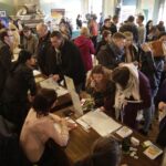 Targi pracy w Wojewódzkim Domu Kultury w Kielcach / Jarosław Kubalski / Radio Kielce