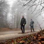 III Nocna Droga Krzyżowa z Kielc na Święty Krzyż / Jarosław Kubalski / Radio Kielce