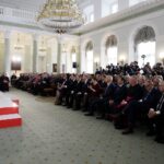 Warszawa. Prezydent RP Andrzej Duda wpisał nowe obiekty na listę Zabytków Historii. Są wśród nich Święty Krzyż oraz zespół opactwa cystersów w Wąchocku (15.03.2017 r.) / Jarosław Kubalski / Radio Kielce