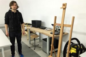 Sandomierz. Pracownia konserwacji malarstwa i rzeźby polichromowanej / Grażyna Szlęzak - Wójcik / Radio Kielce