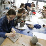 25.03.2017 Kielce. Warsztaty w Liceum Sztuk Plastycznych. / Jarosław Kubalski / Radio Kielce