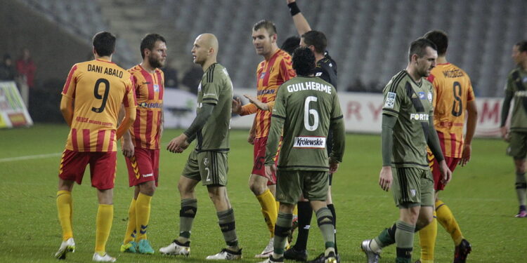 28.10.2016 Kielce. Mecz Korona Kielce - Legia Warszawa. / Jarosław Kubalski / Radio Kielce