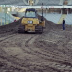 04.03.2017 Kielce. Rozpoczęła się wymiana murawy na Kolporter Arenie. / Jarosław Kubalski / Radio Kielce