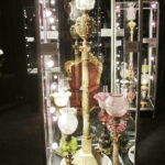 08.03.2017 Kielce. KCK. Wernisaż wystawy „Zabytkowe Lampy Naftowe” z kolekcji Lucjana Gruszki. / Jarosław Kubalski / Radio Kielce