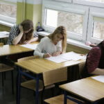 08.03.2017 Kielce. IV LO. Próbna matura z języka polskiego. / Jarosław Kubalski / Radio Kielce