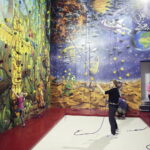 11.03.2017 Kielce. Ścianka wspinaczkowa w dawnym kinie Romantica. / Jarosław Kubalski / Radio Kielce