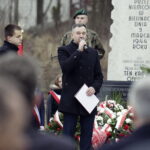 12.03.2017 Bieliny. Uroczystości pod pomnikiem upamiętniającym zamordowanych przez Niemców mieszkańców. / Jarosław Kubalski / Radio Kielce