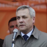 13.03,.2017 Skarżysko - Kamienna. Konferencja podczas której wiceminister Jerzy Szmit  poinformował o rozpoczęciu drugiego etapu procedury przetargowej na rozbudowę drogi S7. / Jarosław Kubalski / Radio Kielce