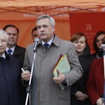 13.03,.2017 Skarżysko - Kamienna. Konferencja podczas której wiceminister Jerzy Szmit  poinformował o rozpoczęciu drugiego etapu procedury przetargowej na rozbudowę drogi S7. / Jarosław Kubalski / Radio Kielce