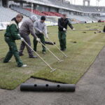14.03.2017 Kielce. Wymiana murawy na Kolporter Arenie. / Jarosław Kubalski / Radio Kielce