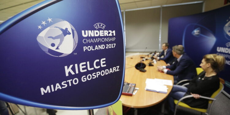 16.03.2017 Kielce. Konferencja prasowa przed meczem sprawdzającym reprezentacji U21 Polska - Czechy. / Jarosław Kubalski / Radio Kielce