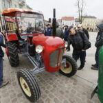 16.03.2017 Kielce. Traktory Ursus, model z 1964 roku. / Jarosław Kubalski / Radio Kielce