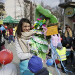 21.03.2017 Kielce. "Obudź w sobie wiosnę". Dzieci, Marzanny i pierwszy dzień wiosny. / Jarosław Kubalski / Radio Kielce