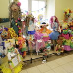 21.03.2017 Kielce. "Obudź w sobie wiosnę". Dzieci, Marzanny i pierwszy dzień wiosny. / Jarosław Kubalski / Radio Kielce