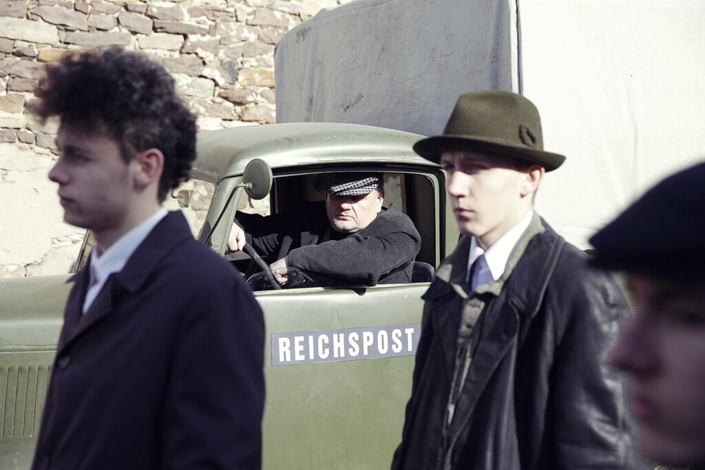 25.03.2017 Radoszyce. Plan zdjęciowy do filmu o Zbigniewie Kruszelnickim ps. "Wilk". / Jarosław Kubalski / Radio Kielce