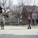 25.03.2017 Radoszyce. Plan zdjęciowy do filmu o Zbigniewie Kruszelnickim ps. "Wilk". / Jarosław Kubalski / Radio Kielce