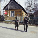 25.03.2017 Radoszyce. Plan zdjęciowy do filmu o Zbigniewie Kruszelnickim ps. "Wilk". / Jarosław Kubalski / Radio Kielce