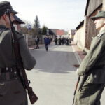 25.03.2017 Radoszyce. Plan zdjęciowy do filmu o Zbigniewie Kruszelnickim ps. "Wilk". / Jarosław Kubalski / Radio Kielce