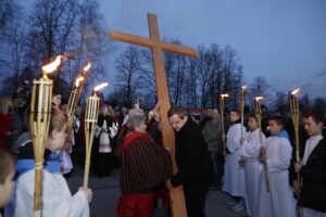 31.03.2017 Masłów. Droga Krzyżowa. / Jarosław Kubalski / Radio Kielce