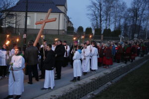 31.03.2017 Masłów. Droga Krzyżowa. / Jarosław Kubalski / Radio Kielce