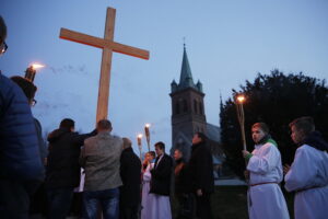 31.03.2017 Masłów. Droga Krzyżowa. / Jarosław Kubalski / Radio Kielce