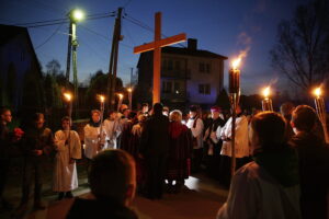 31.03.2017 Masłów. Droga Krzyżowa. / Jarosław Kubalski / Radio Kielce