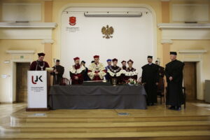 24.03.2017 Kielce. Profesor Zoltan Kovecses otrzymuje tytuł doktora honoris causa UJK. / Jarosław Kubalski / Radio Kielce