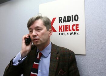 dr n. med. Jarosław Miszczuk, kierownik Kliniki Chirurgii Naczyniowej Wojewódzkiego Szpitala Zespolonego w Kielcach. / Karol Żak / Radio Kielce