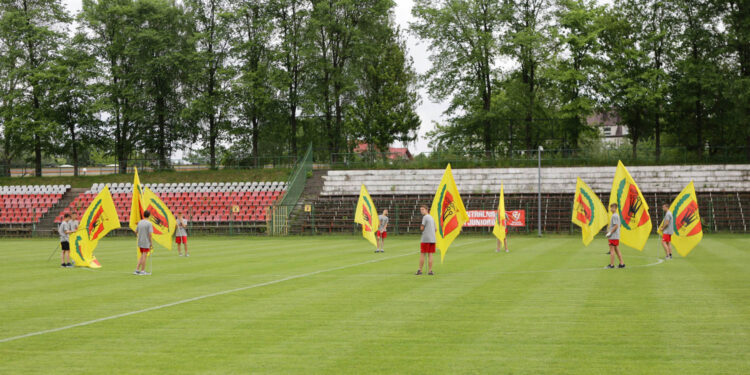 3.6.2016 Kielce. Mecz uczniowie-absolwenci na Święto Szkoły ZSO nr 10 / Wojciech Habdas / Radio Kielce