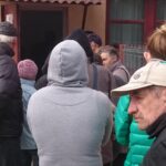 Kielce. Wydawanie paczek dla potrzebujących (11 kwietnia 2017 r) / Krzysztof Bujnowicz / Radio Kielce