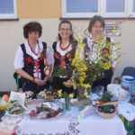 Kiermasz przed biblioteką w Bejscach (2 kwietnia 2017 r) / Kamil Włosowicz / Radio Kielce