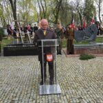 Sandomierz. Uroczystości patriotyczne przed symboliczną Mogiłą Katyńską (9 kwietnia 2017 r) / Grażyna Szlęzak - Wójcik / Radio Kielce