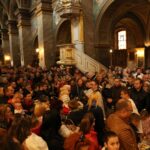 Bazylika Katedralna w Kielcach. Święcenie pokarmów / Robert Felczak / Radio Kielce